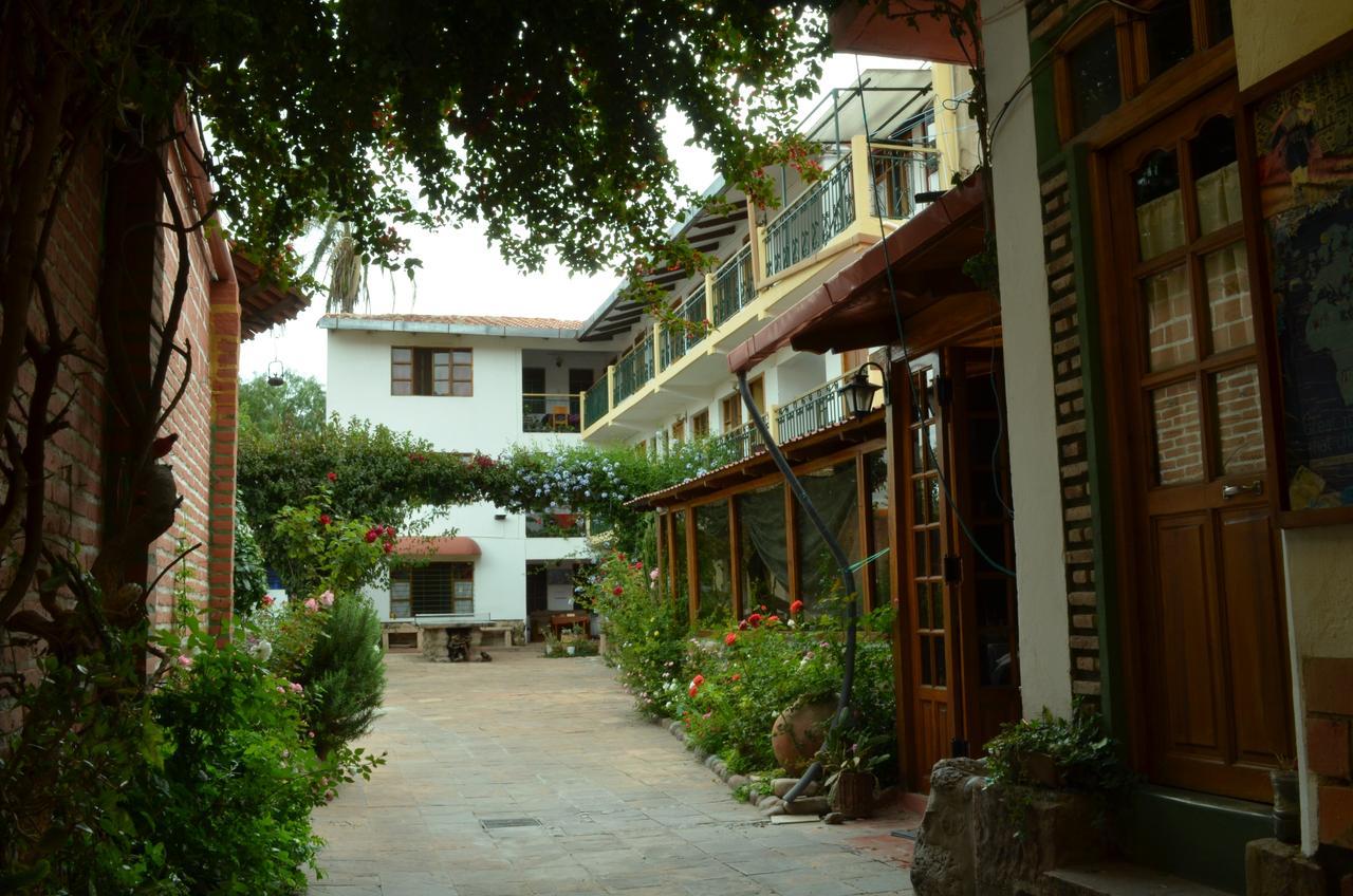 Hostal Pachamama スクレ エクステリア 写真